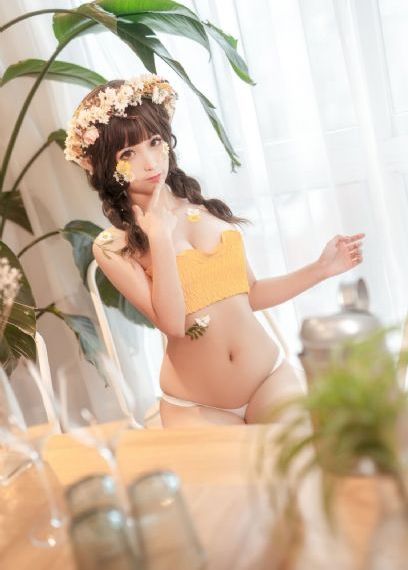 《年轻嫂子》电影