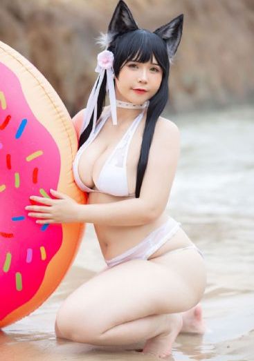 坑神偷拍美眉tp女厕嘘嘘